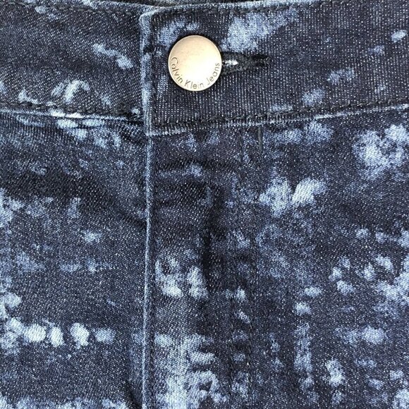 Calvin Klein Jeans Womens Denim Short Size 31 (10-12) Blue Bleach Spots Stretchy - Picture 3 of 12